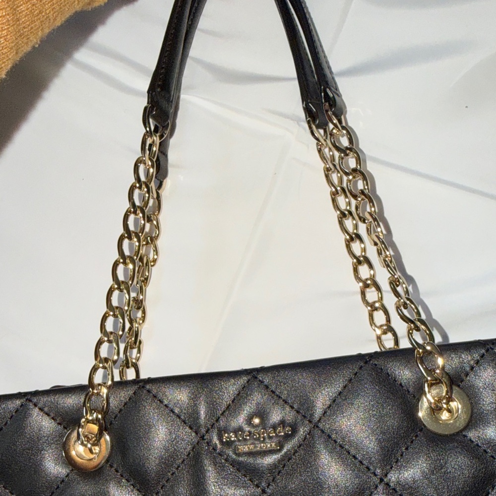 Kate Spade Quilted Black Shoulder Bag with Gold Chain - Picture 8 of 13
